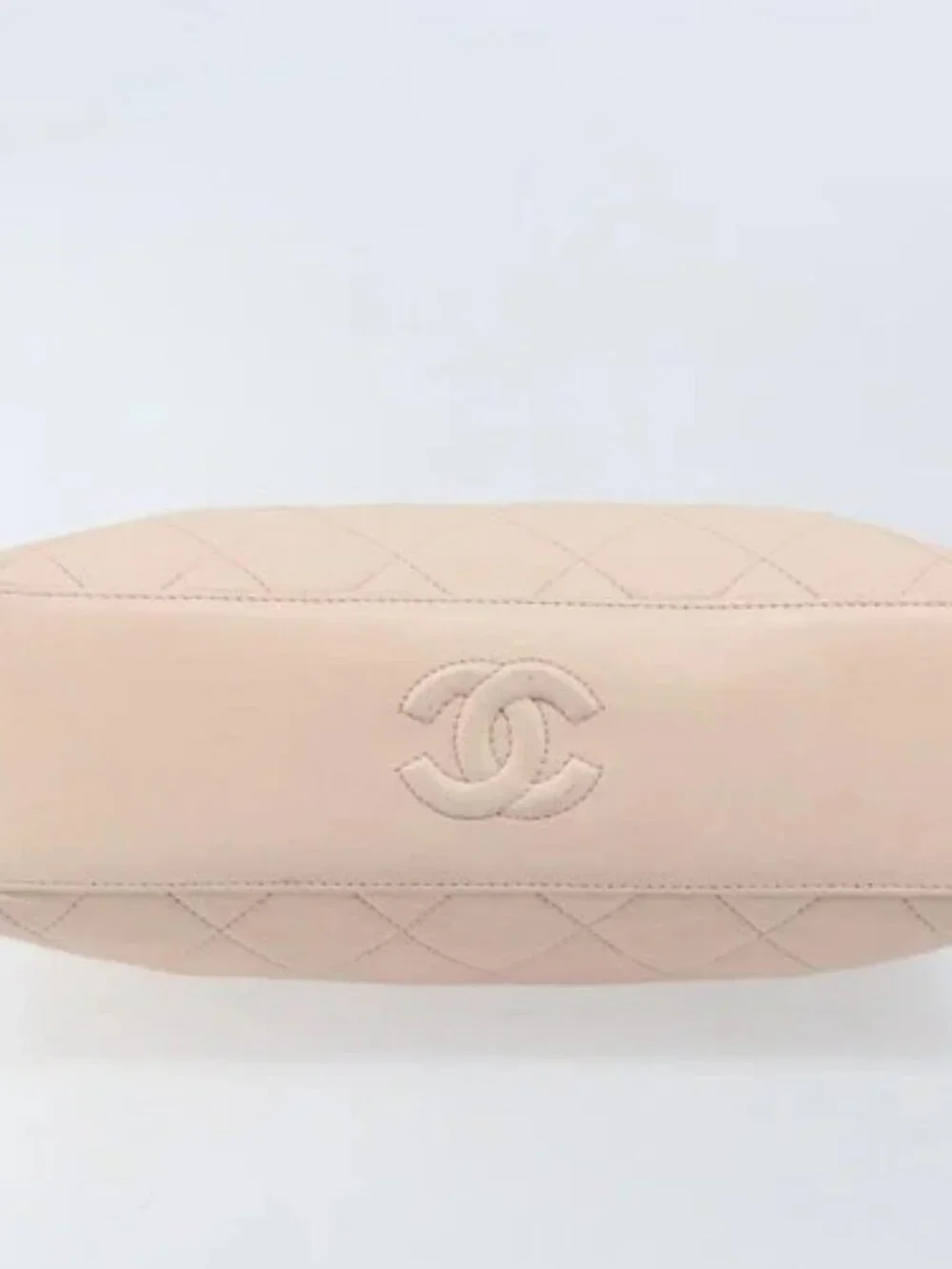 CHANEL brand	chanel color	pink
